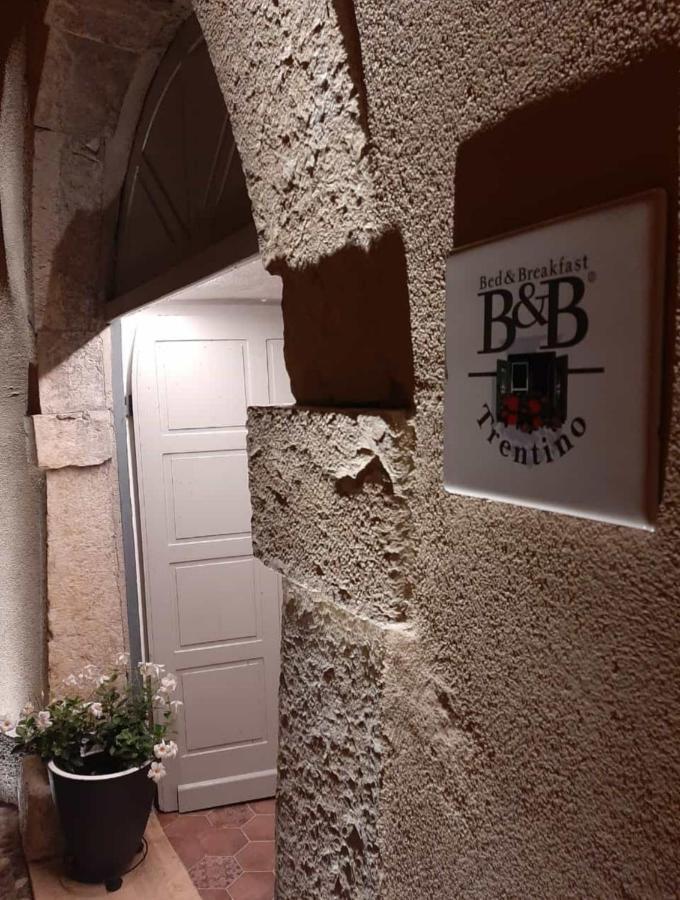 Casa Pitem Bed & Breakfast Torbole Sul Garda Bagian luar foto
