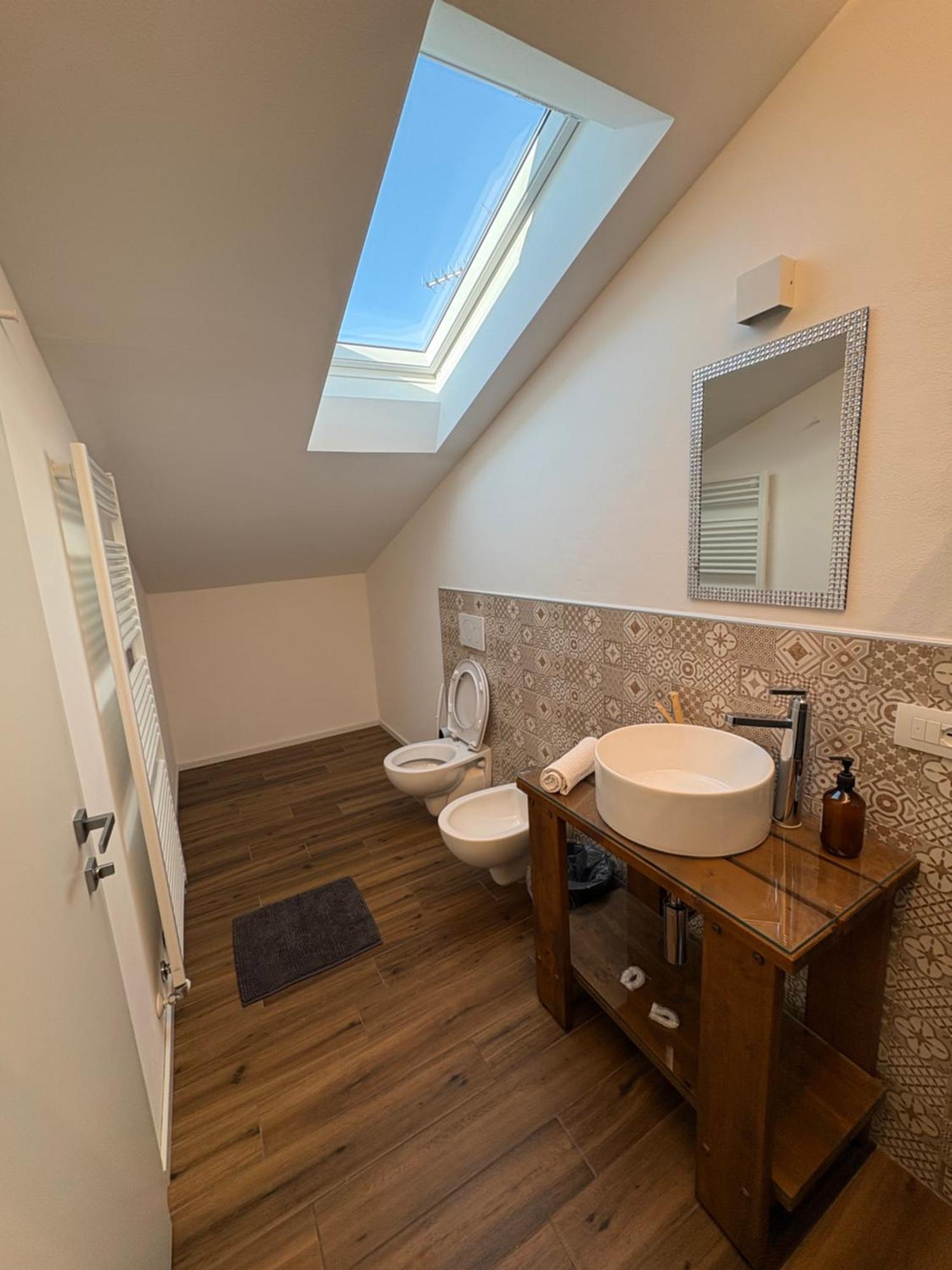 Casa Pitem Bed & Breakfast Torbole Sul Garda Ruang foto