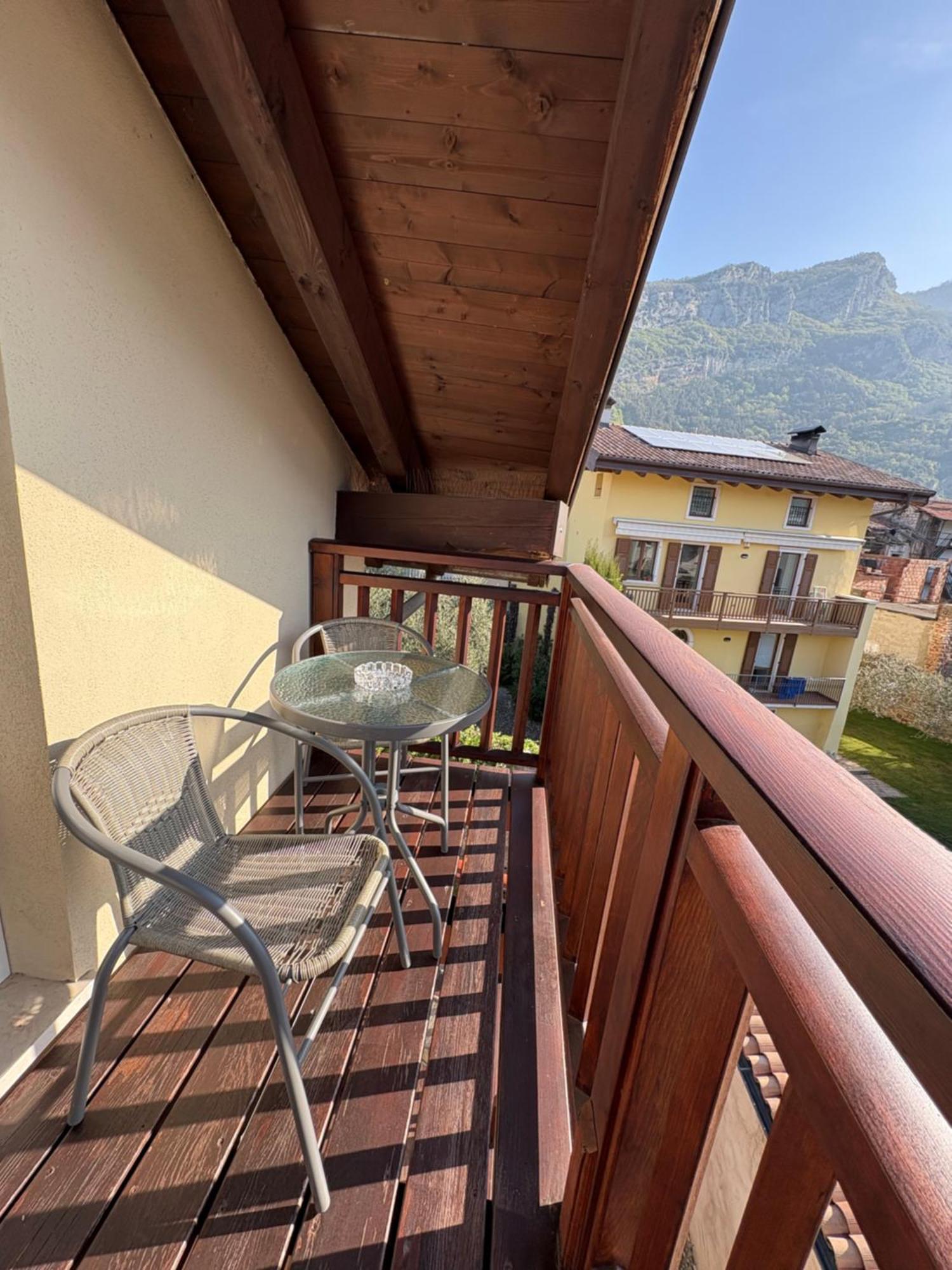 Casa Pitem Bed & Breakfast Torbole Sul Garda Ruang foto